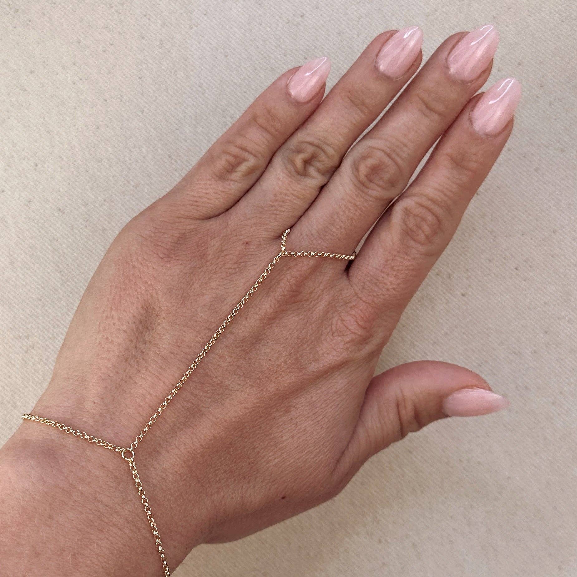 Kiara Hand Chain